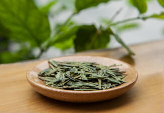 普洱茶和茉莉花